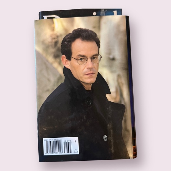 3 Daniel Silva novels - hardcover; The Defector, The Messenger, Moscow Rules - Picture 12 of 14